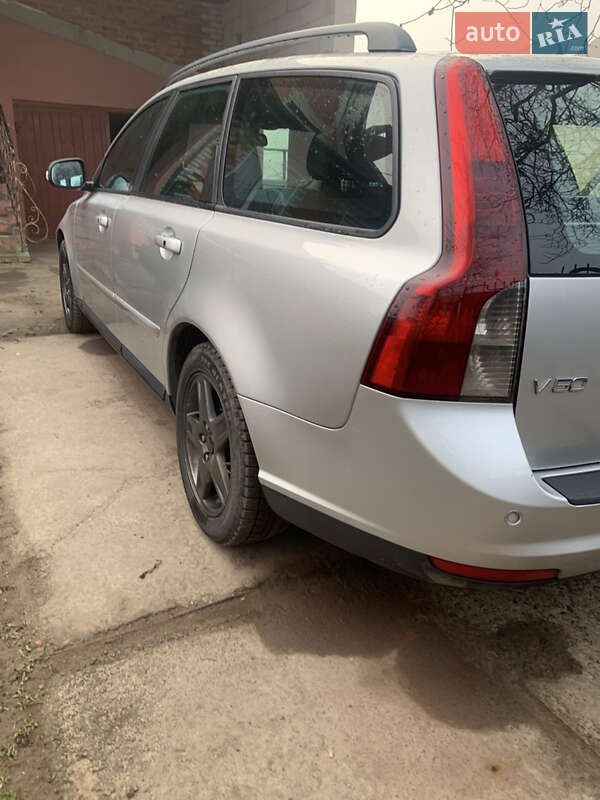 Універсал Volvo V50 2009 в Нововолинську