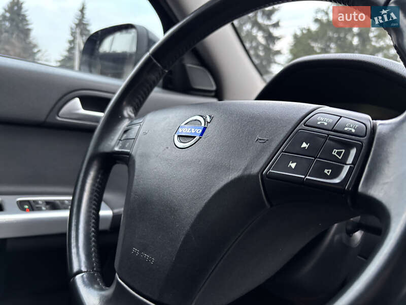 Универсал Volvo V50 2012 в Львове