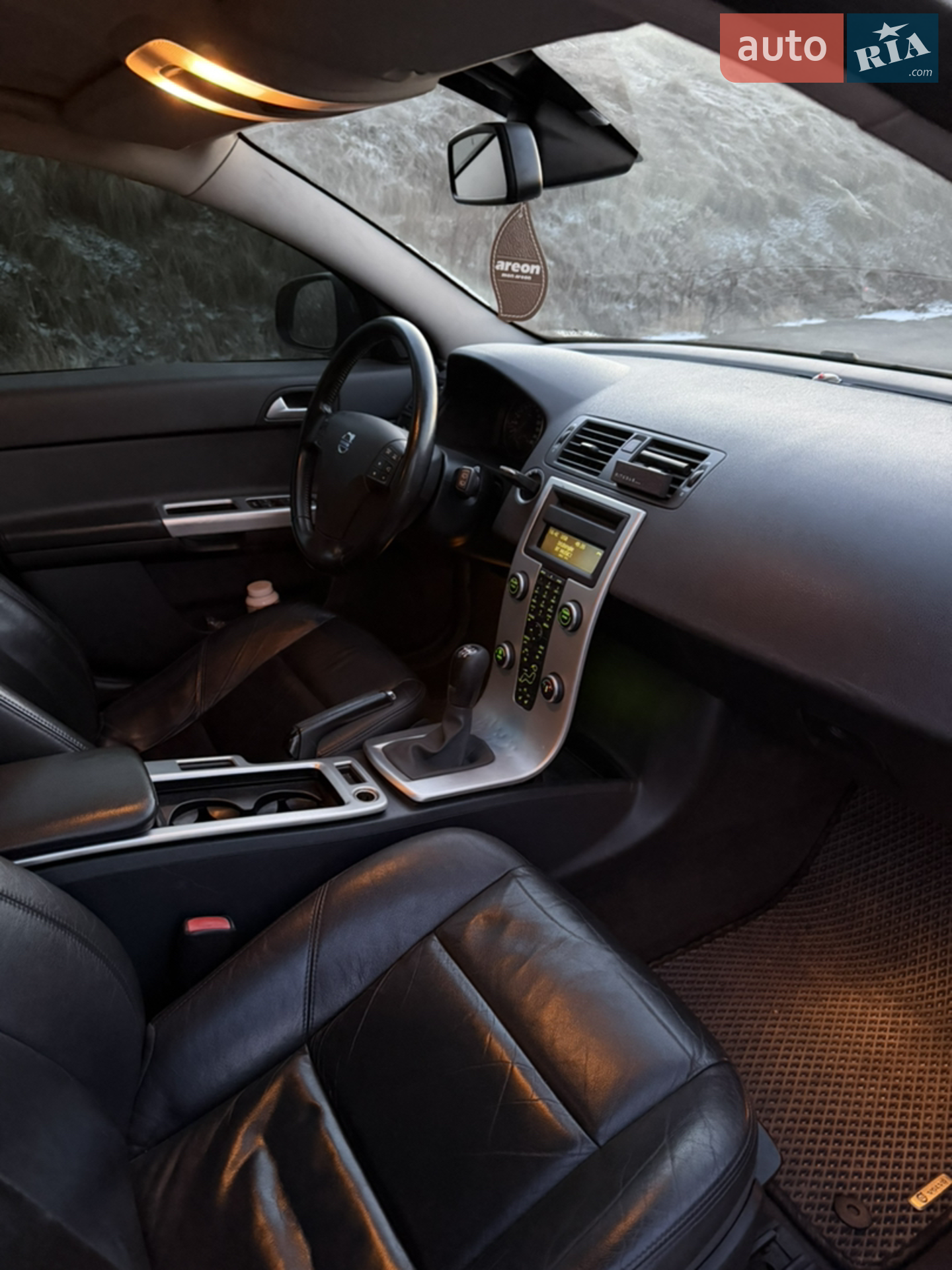 2010 Volvo V50 - мініатюра 8