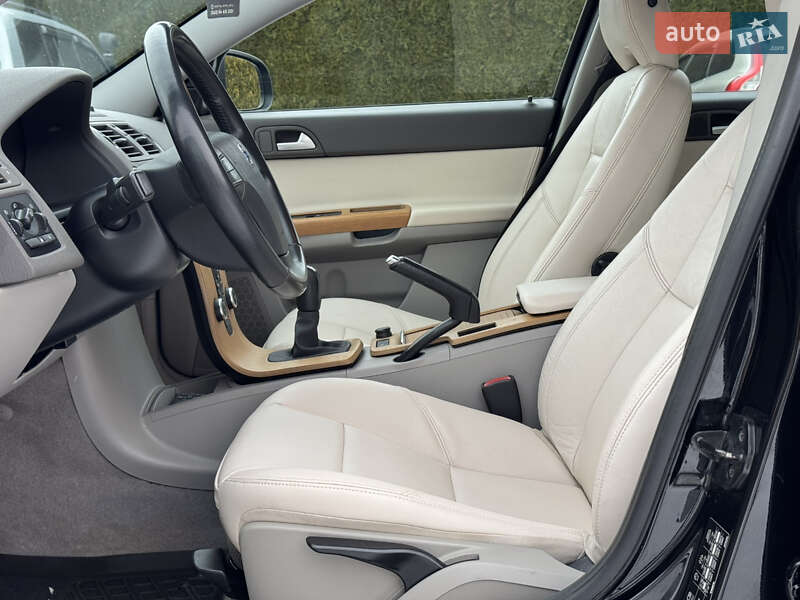 Універсал Volvo V50 2011 в Стрию фото 39 Універсал Volvo V50 2011 в Стрию