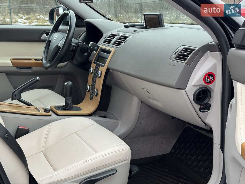 Універсал Volvo V50 2011 в Стрию фото 86 Універсал Volvo V50 2011 в Стрию