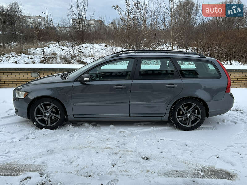 Універсал Volvo V50 2011 в Хмельницькому