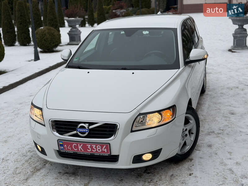 Універсал Volvo V50 2011 в Стрию