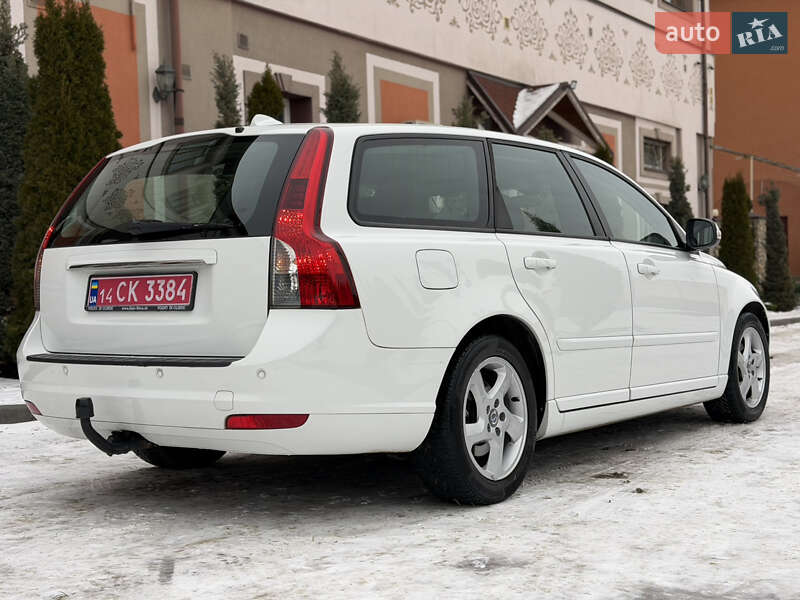 Універсал Volvo V50 2011 в Стрию
