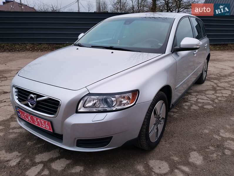 Універсал Volvo V50 2010 в Тернополі фото Універсал Volvo V50 2010 в Тернополі
