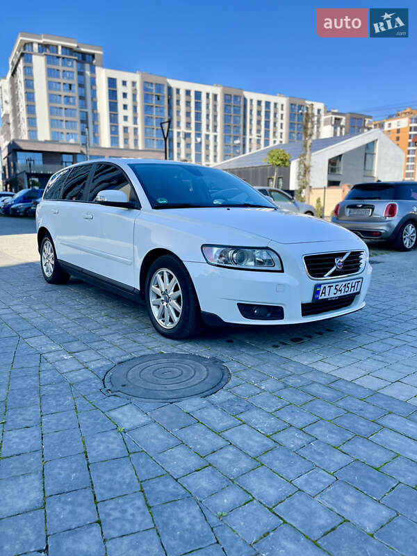Volvo V50 2008