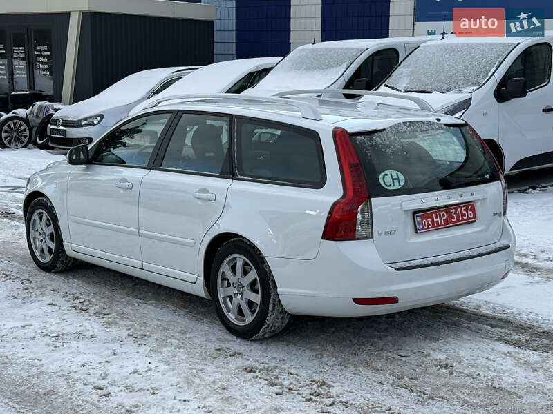 Універсал Volvo V50 2012 в Рівному