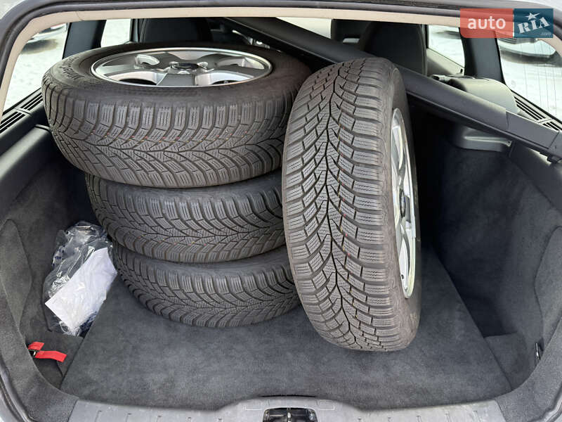 Універсал Volvo V50 2012 в Рівному