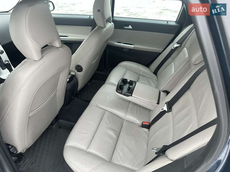 Універсал Volvo V50 2009 в Львові