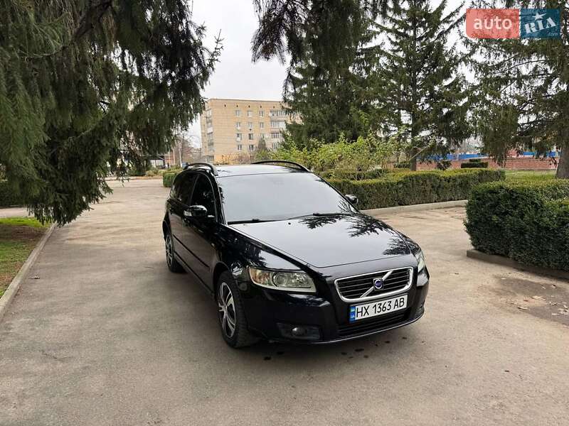 Volvo V50 2009