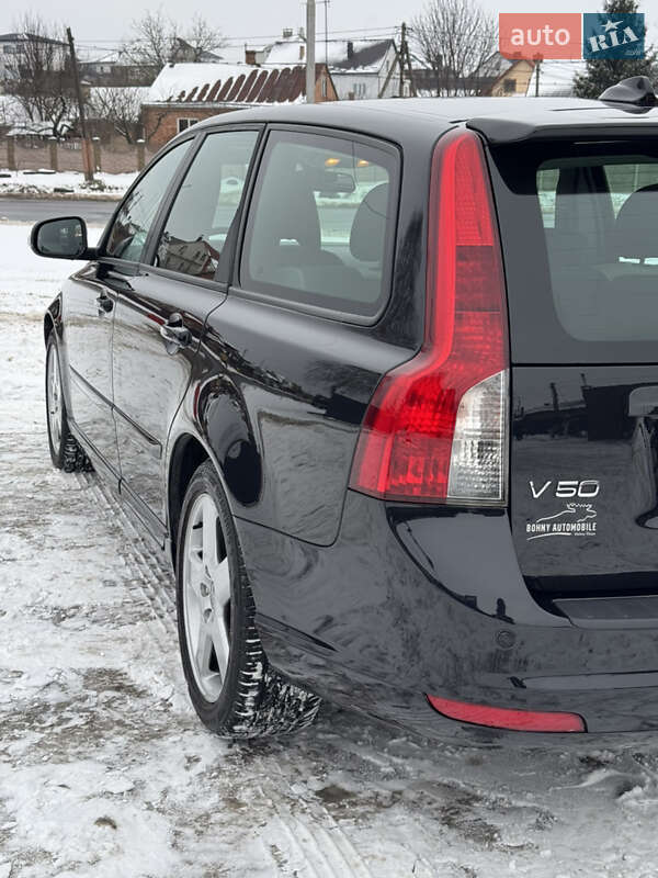 Универсал Volvo V50 2011 в Луцке