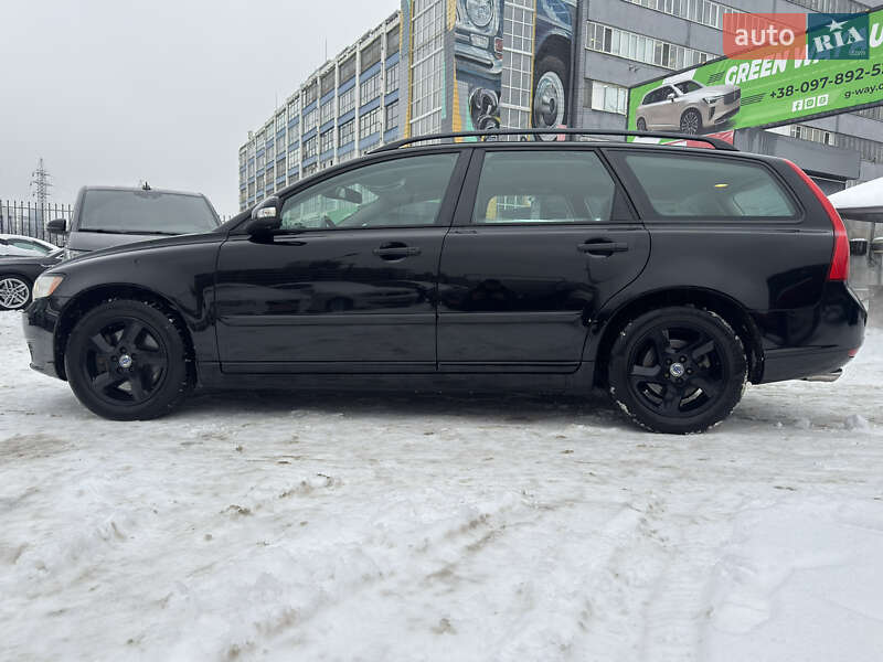 Универсал Volvo V50 2011 в Киеве фото 6 Универсал Volvo V50 2011 в Киеве