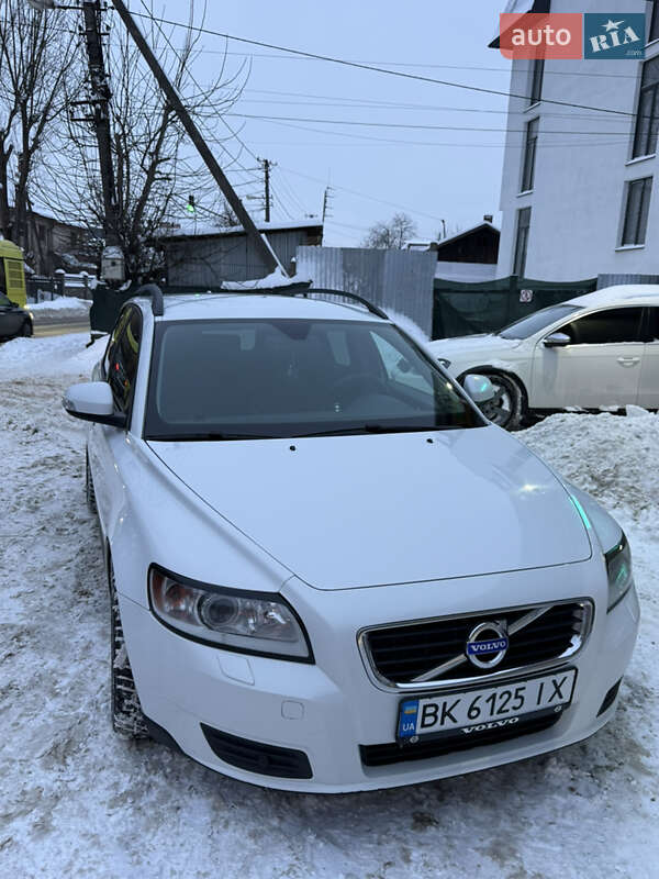 Volvo V50 2010 Volvo V50 2010