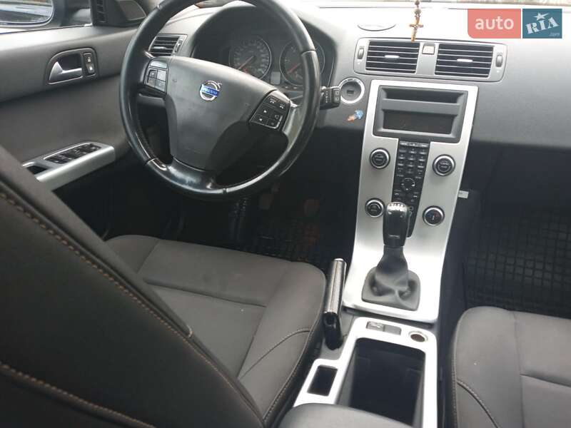 Универсал Volvo V50 2012 в Харькове