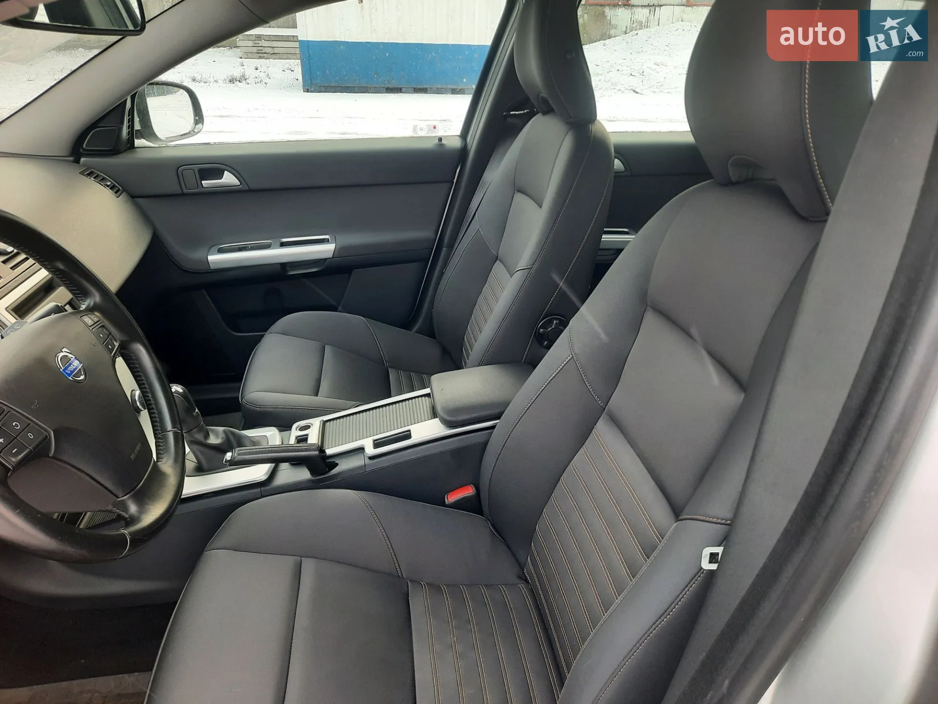 2011 Volvo V50 - мініатюра 5