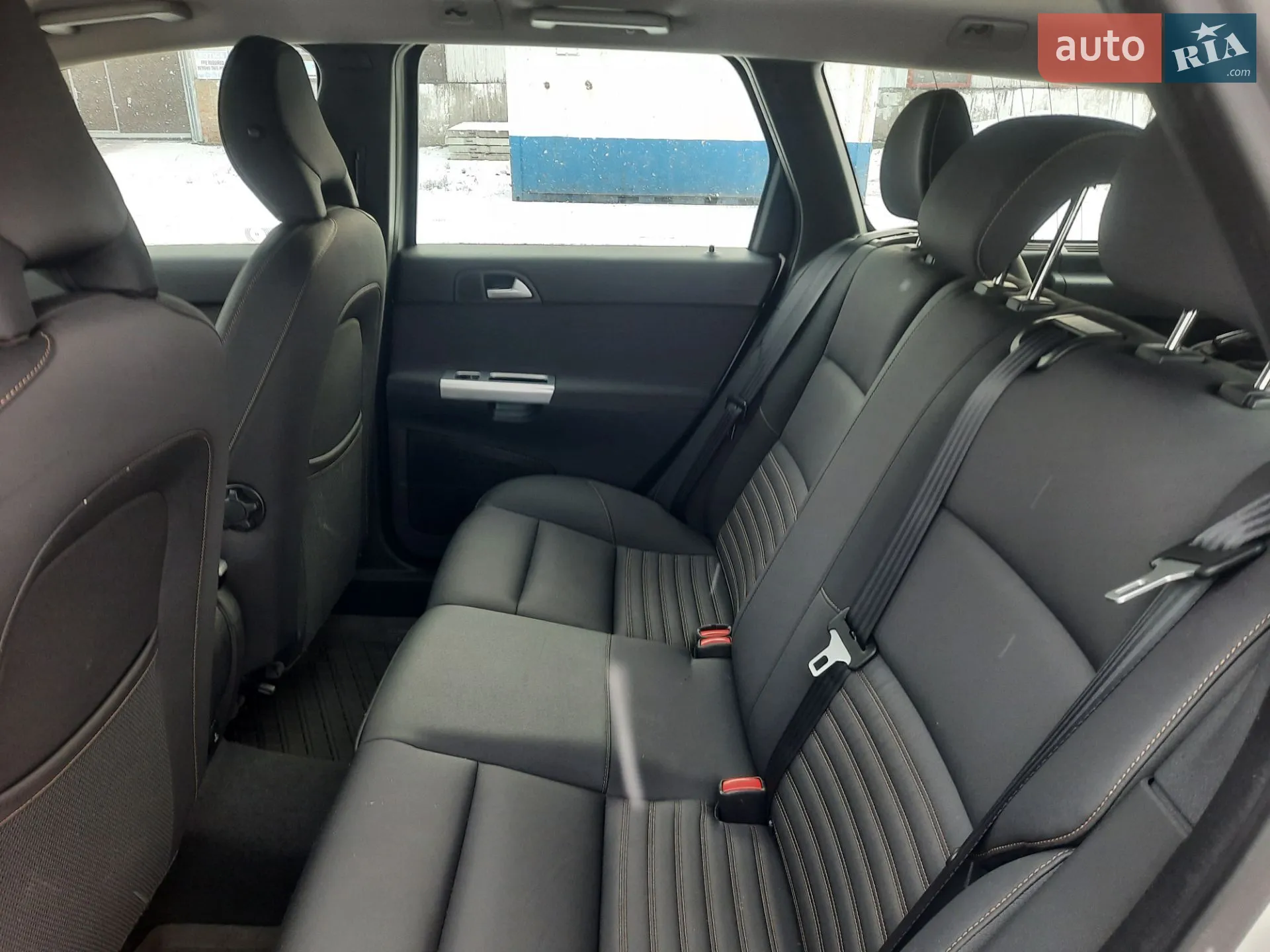 2011 Volvo V50 - мініатюра 23
