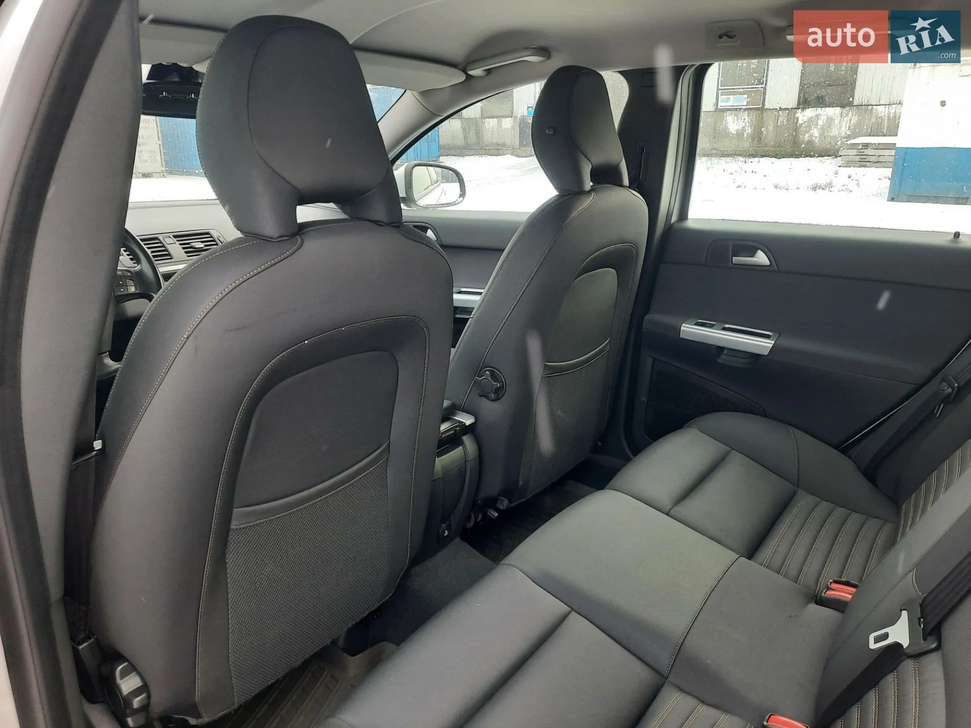 2011 Volvo V50 - мініатюра 24