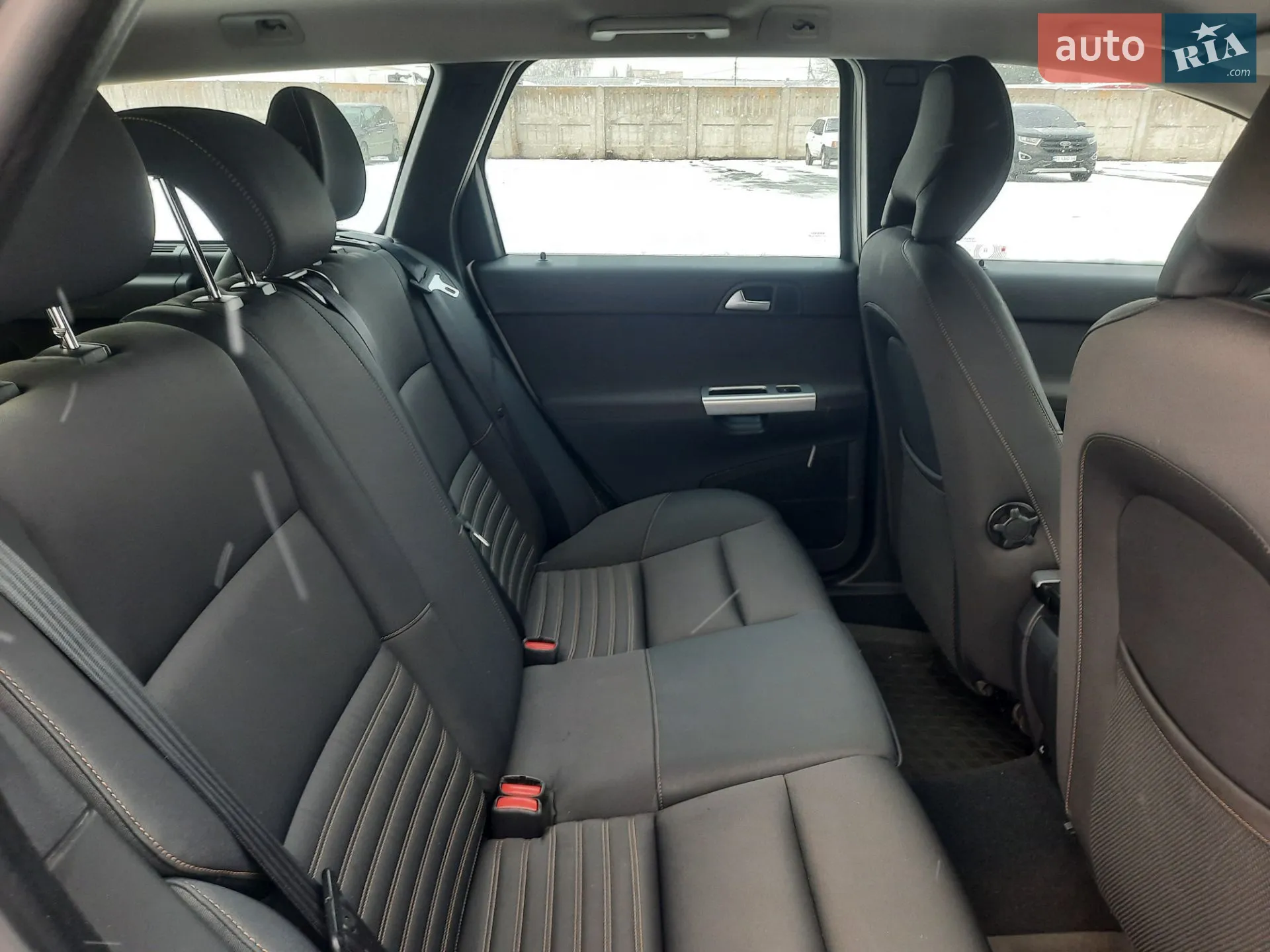 2011 Volvo V50 - мініатюра 28