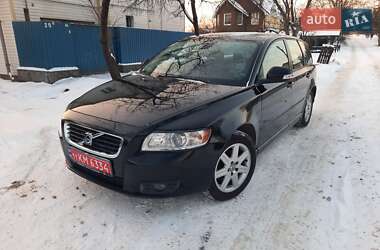 Універсал Volvo V50 2010 в Полтаві