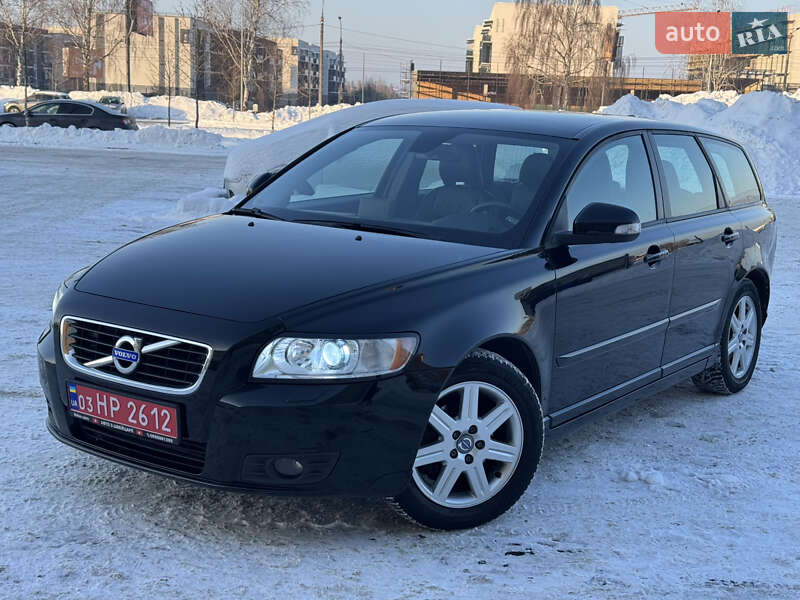 Универсал Volvo V50 2011 в Луцке