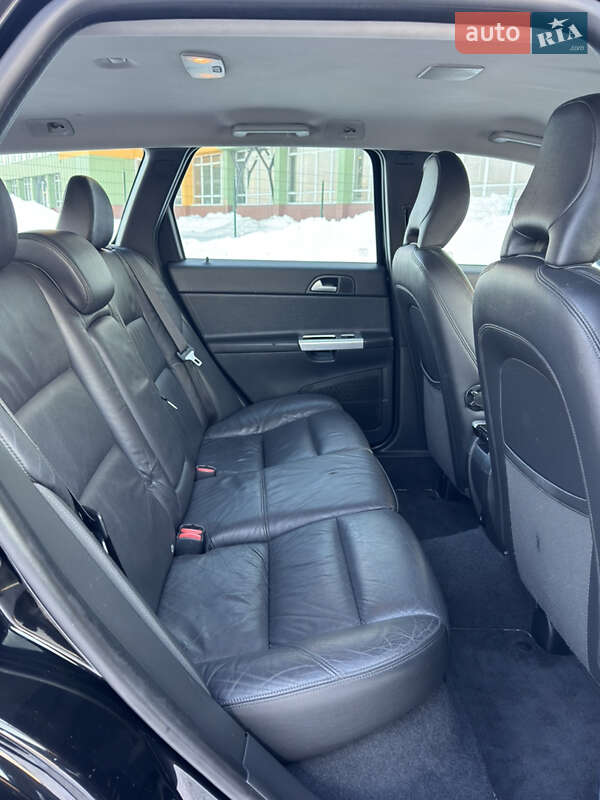 Универсал Volvo V50 2011 в Луцке