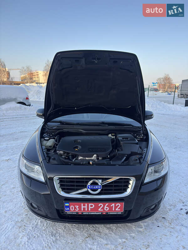 Универсал Volvo V50 2011 в Луцке