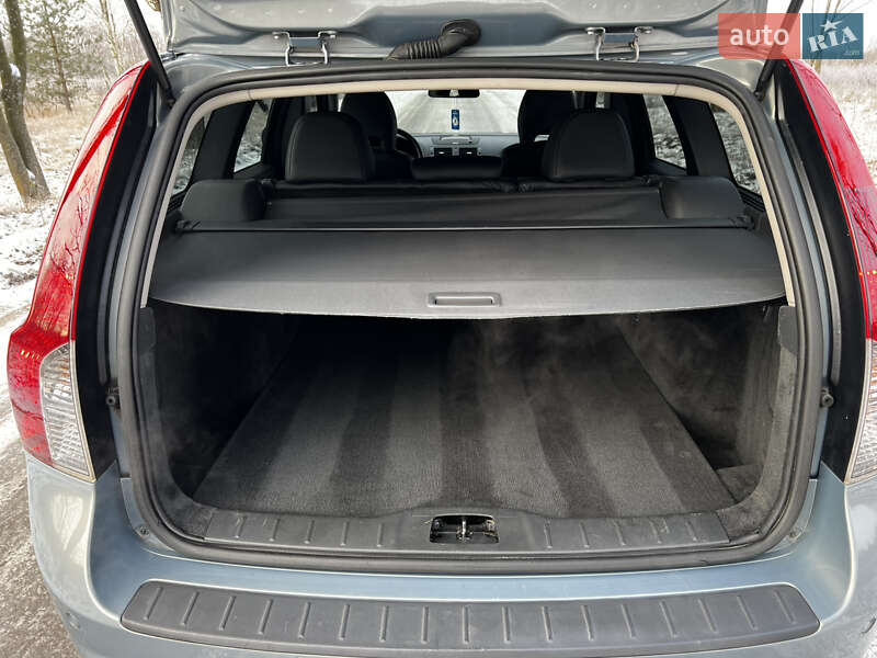 Универсал Volvo V50 2009 в Житомире