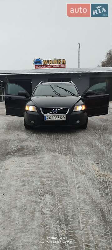 Универсал Volvo V50 2011 в Баре