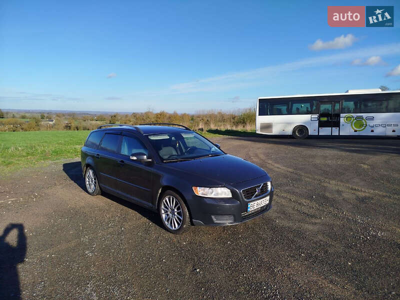 Универсал Volvo V50 2009 в Киеве фото 3 Универсал Volvo V50 2009 в Киеве