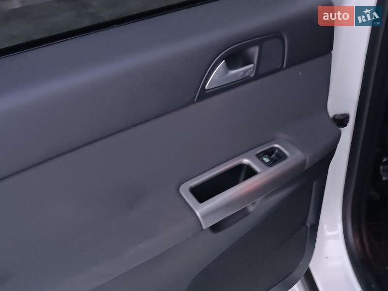 Универсал Volvo V50 2009 в Львове