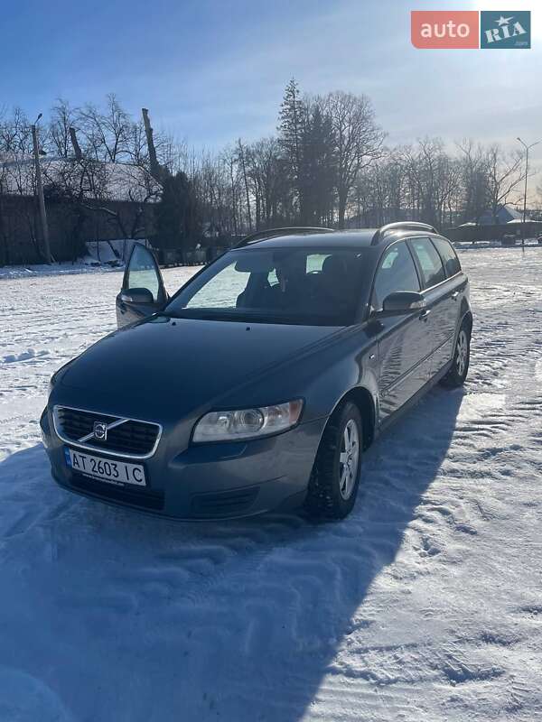 Универсал Volvo V50 2009 в Выгоде