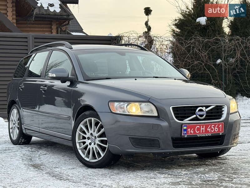 Универсал Volvo V50 2011 в Стрые фото Универсал Volvo V50 2011 в Стрые