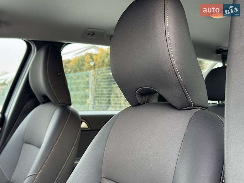 Универсал Volvo V50 2011 в Стрые фото 46 Универсал Volvo V50 2011 в Стрые