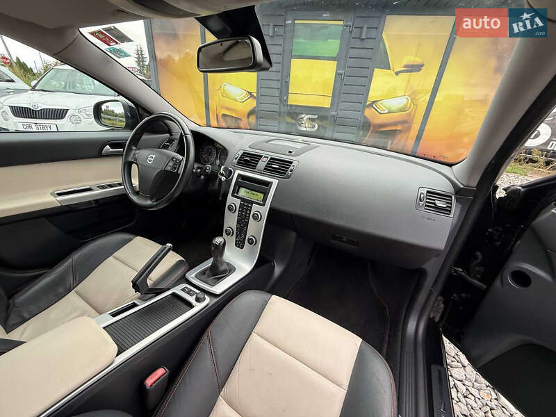 Универсал Volvo V50 2011 в Стрые