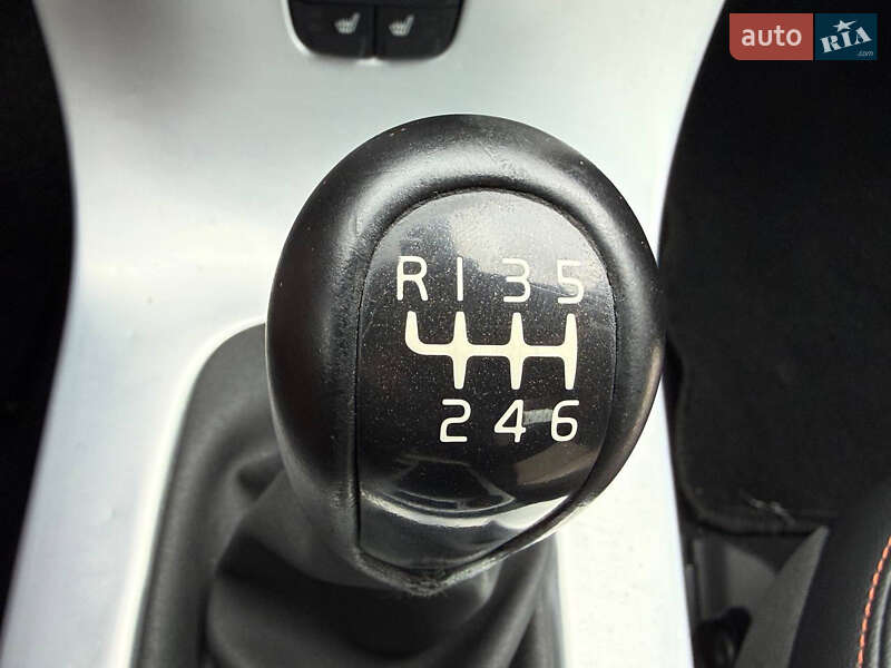 Универсал Volvo V50 2011 в Стрые