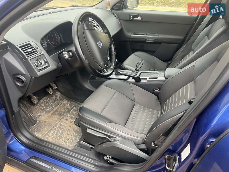 Универсал Volvo V50 2008 в Николаеве фото 8 Универсал Volvo V50 2008 в Николаеве