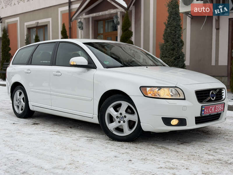 Универсал Volvo V50 2011 в Стрые фото 4 Универсал Volvo V50 2011 в Стрые