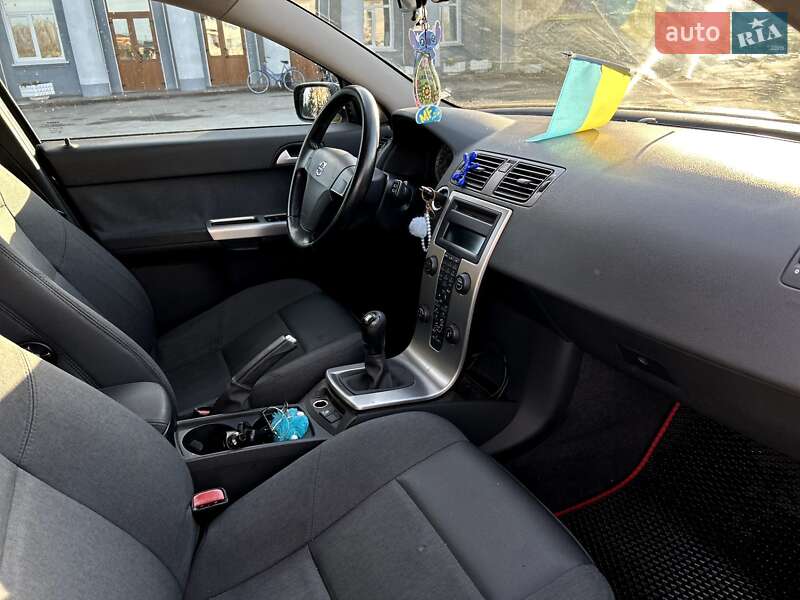 Универсал Volvo V50 2004 в Барановке фото 6 Универсал Volvo V50 2004 в Барановке