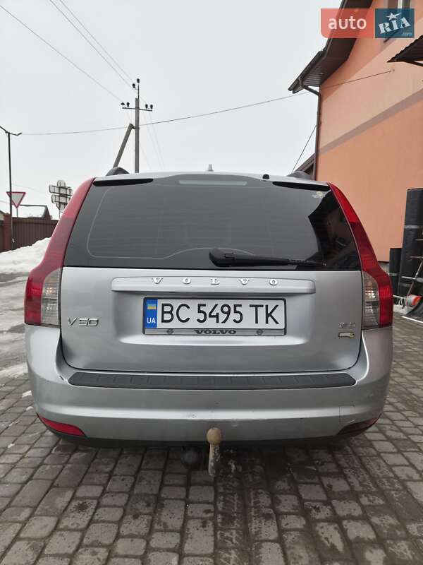 Универсал Volvo V50 2009 в Львове