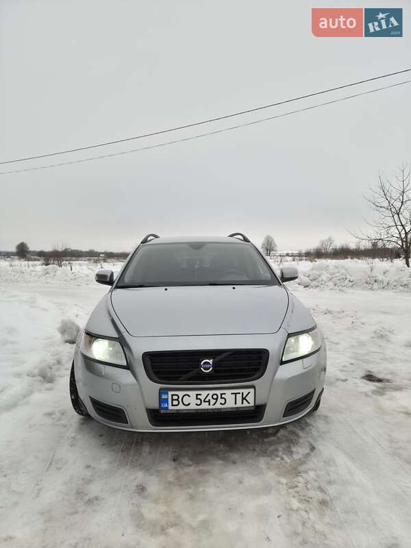 Универсал Volvo V50 2009 в Львове