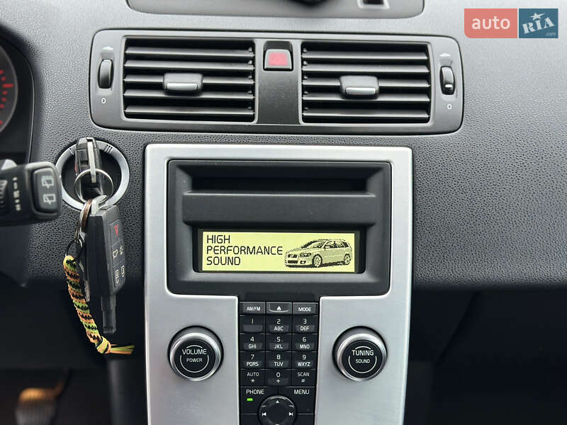 Универсал Volvo V50 2012 в Стрые фото 74 Универсал Volvo V50 2012 в Стрые
