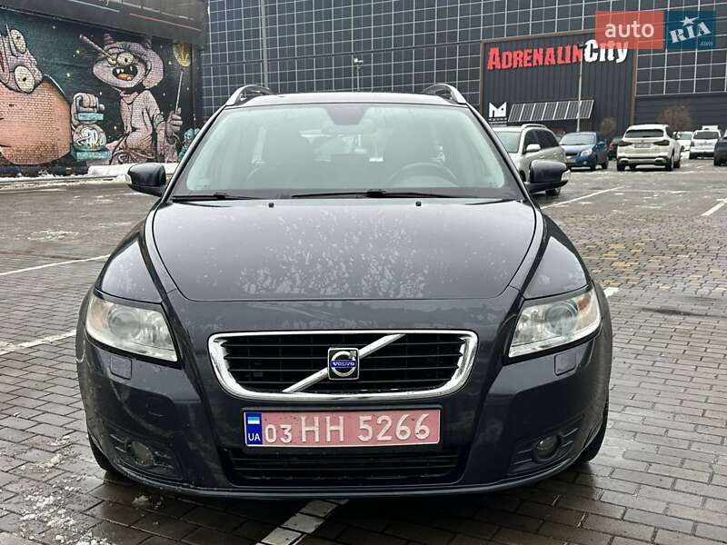 Універсал Volvo V50 2009 в Луцьку