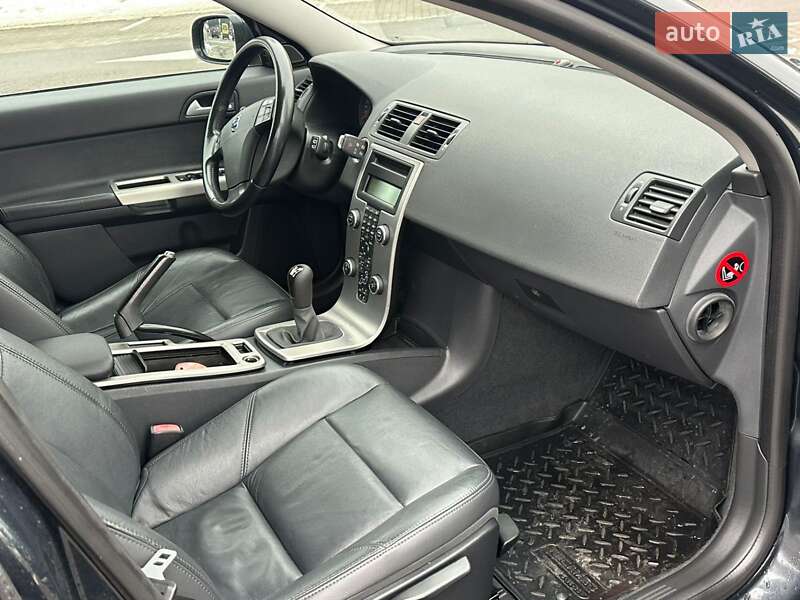 Універсал Volvo V50 2009 в Луцьку