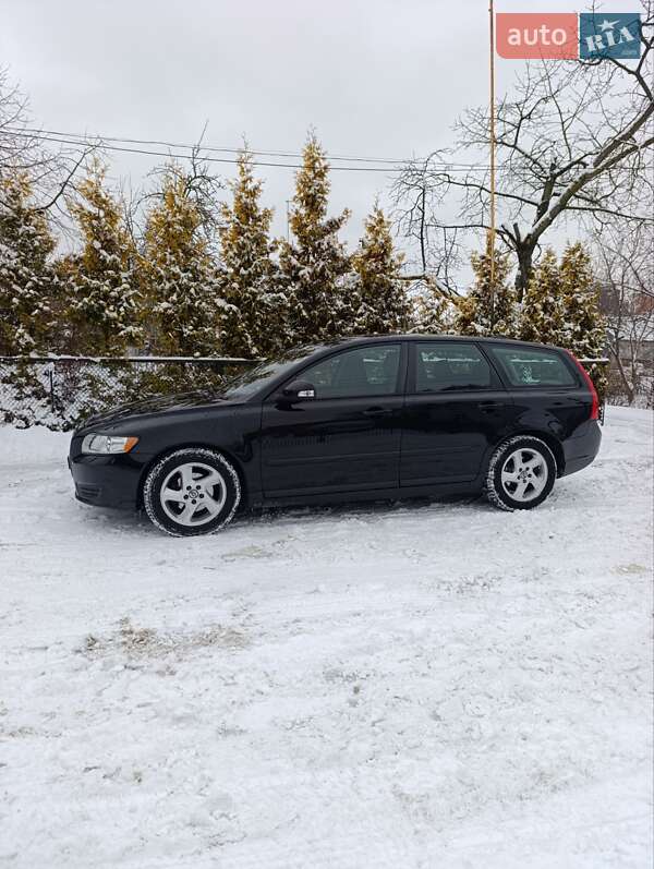 Универсал Volvo V50 2011 в Луцке
