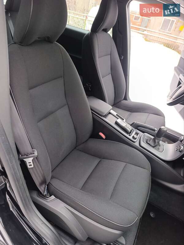 Универсал Volvo V50 2011 в Луцке