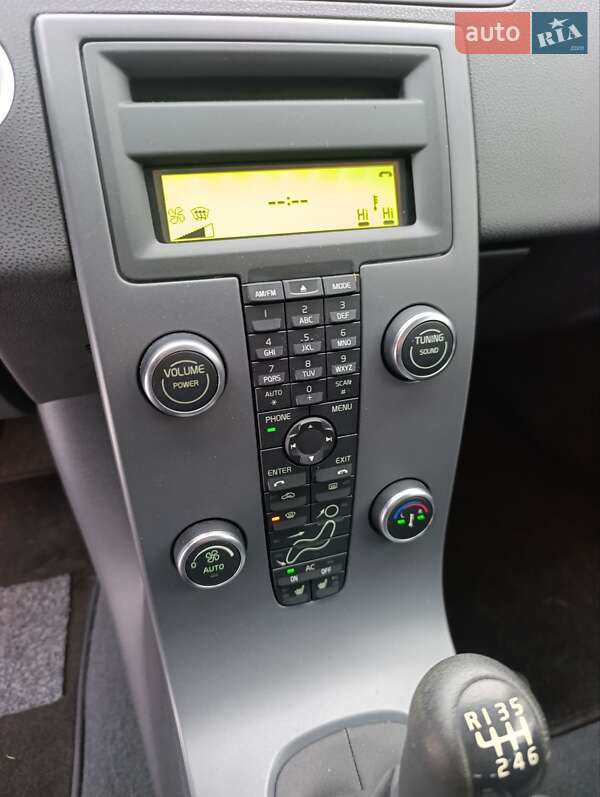 Универсал Volvo V50 2011 в Луцке