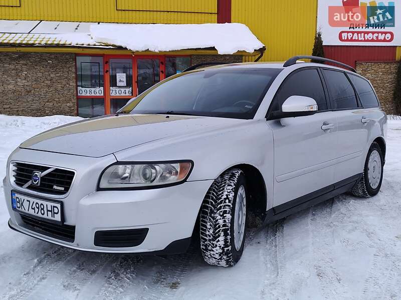 Універсал Volvo V50 2010 в Ковелі