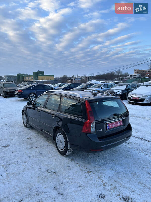 Універсал Volvo V50 2012 в Рівному