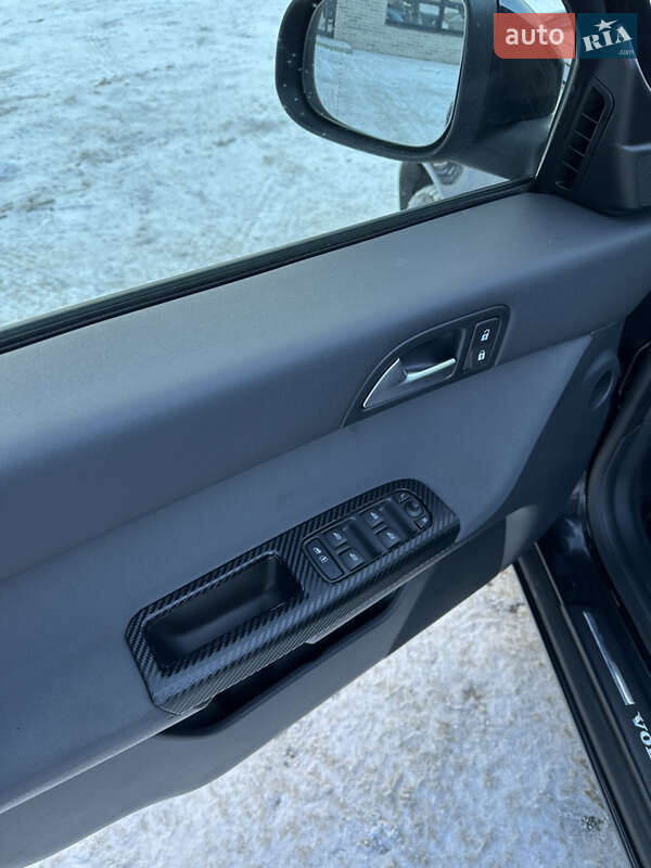 Універсал Volvo V50 2012 в Рівному