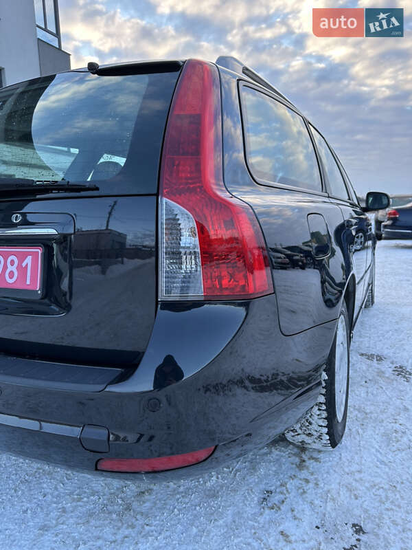 Універсал Volvo V50 2012 в Рівному